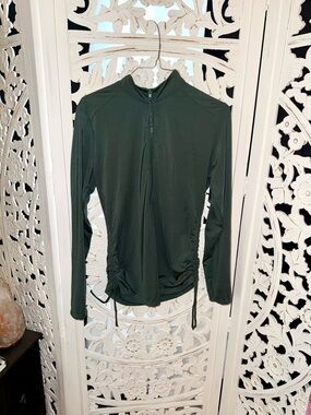 Long-Sleeve Half-Zip Women's Top in Dark Green - Cruz Rashguard